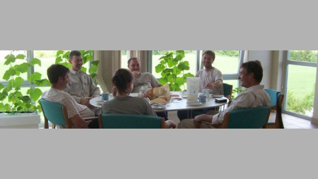 Riunione giornaliera all'ora di pranzo  per parlare di quello che abbiamo oggi in allevamento.