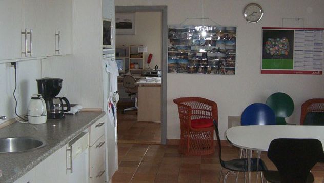Cocina y comedor de una granja 1