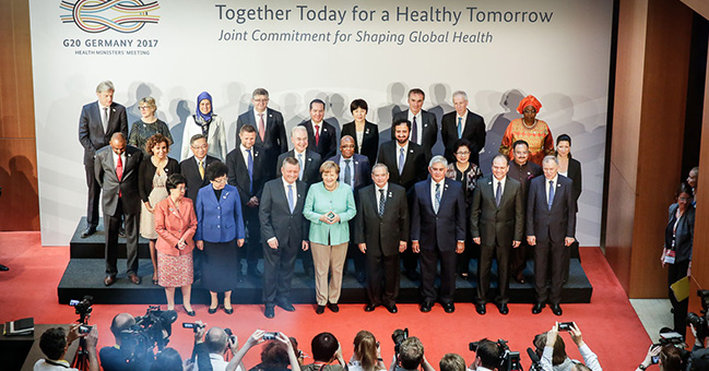 Trabajar juntos para proteger al mundo contra los riesgos para la salud fue un tema clave en la reuni&oacute;n. Foto: Bundesregierung/Denzel 
