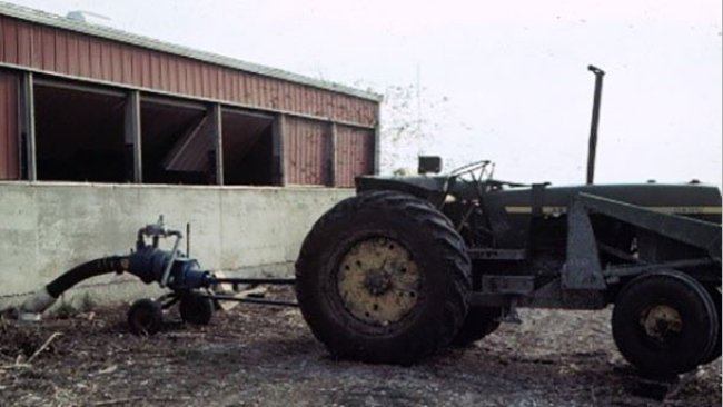 Un produttore di suini per poco non perse la vita in questa fattoria quando entrò per ispezionare i suoi suini, mentre stava agitando e pompando dalla fossa.