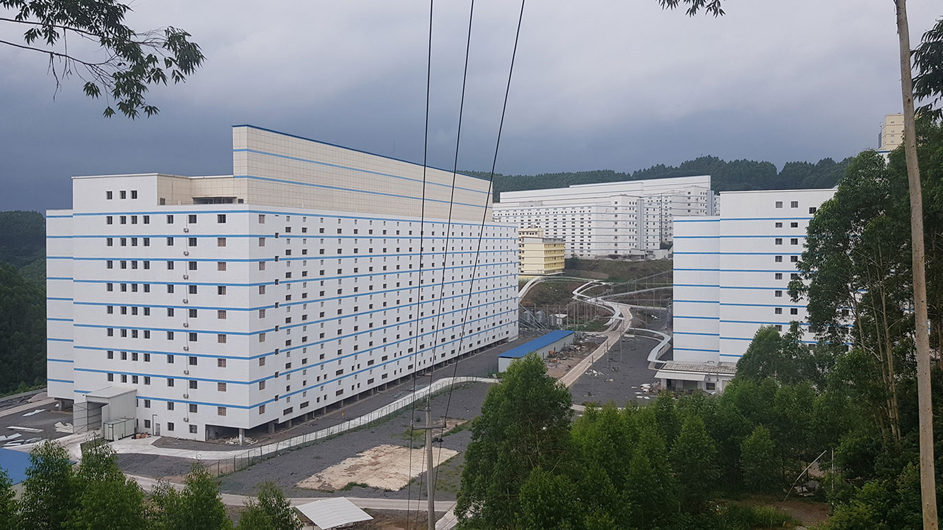 Ciminiera trasversale di uscita dellaria