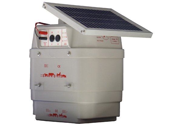 Elettrificatore a pannello solare - MODELLO 16S per equini e bovini Elettrificatore a pannello solare - MODELLO 16S per equini e bovini