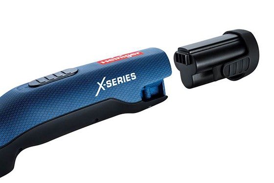 Tosatrice Heiniger Xplorer per equini e bovini con 2 batterie (7) Tosatrice Heiniger Xplorer per equini e bovini con 2 batterie (7)